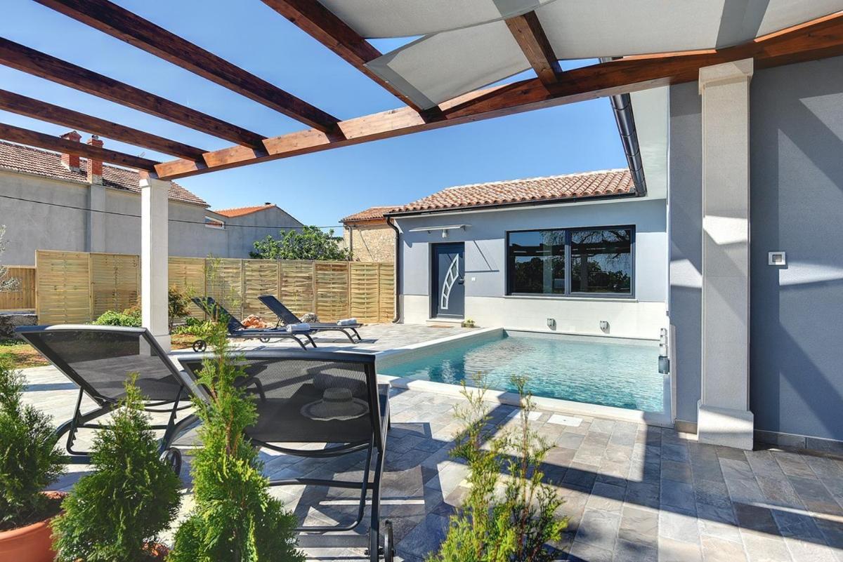 Villa Sunny Home Воднян Экстерьер фото
