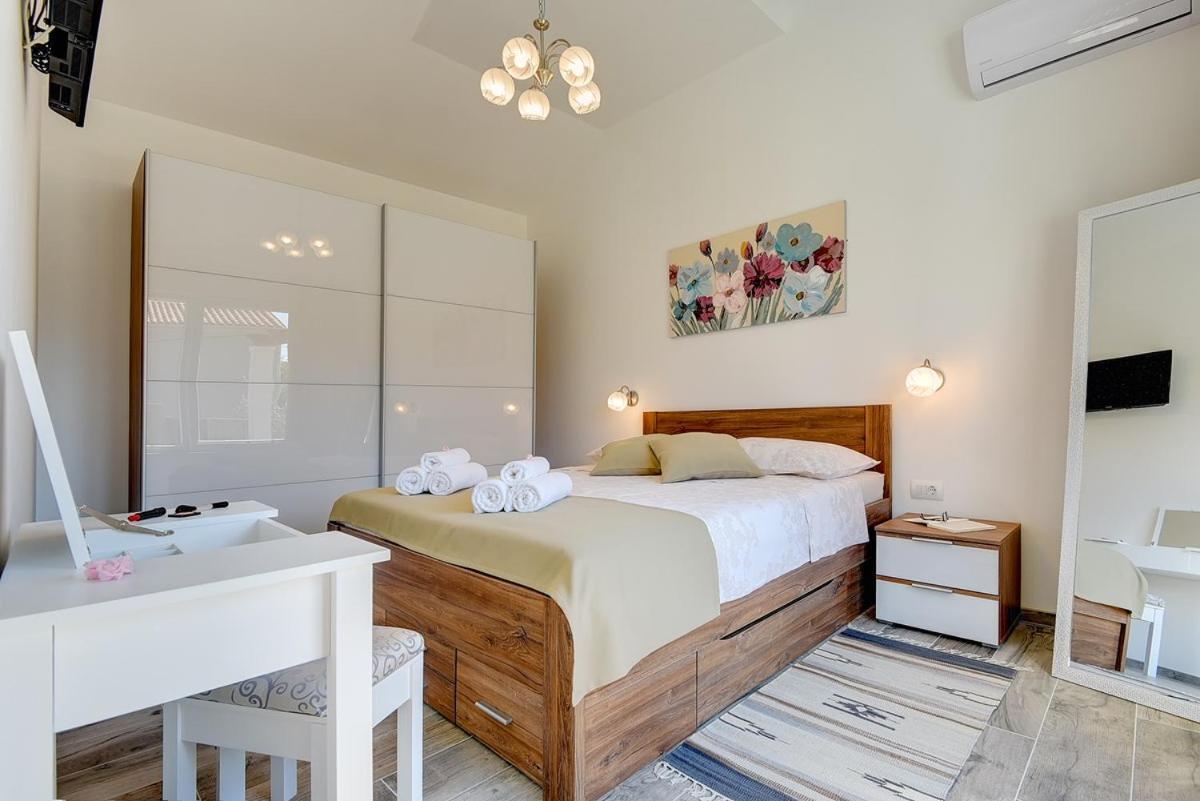 Villa Sunny Home Воднян Экстерьер фото