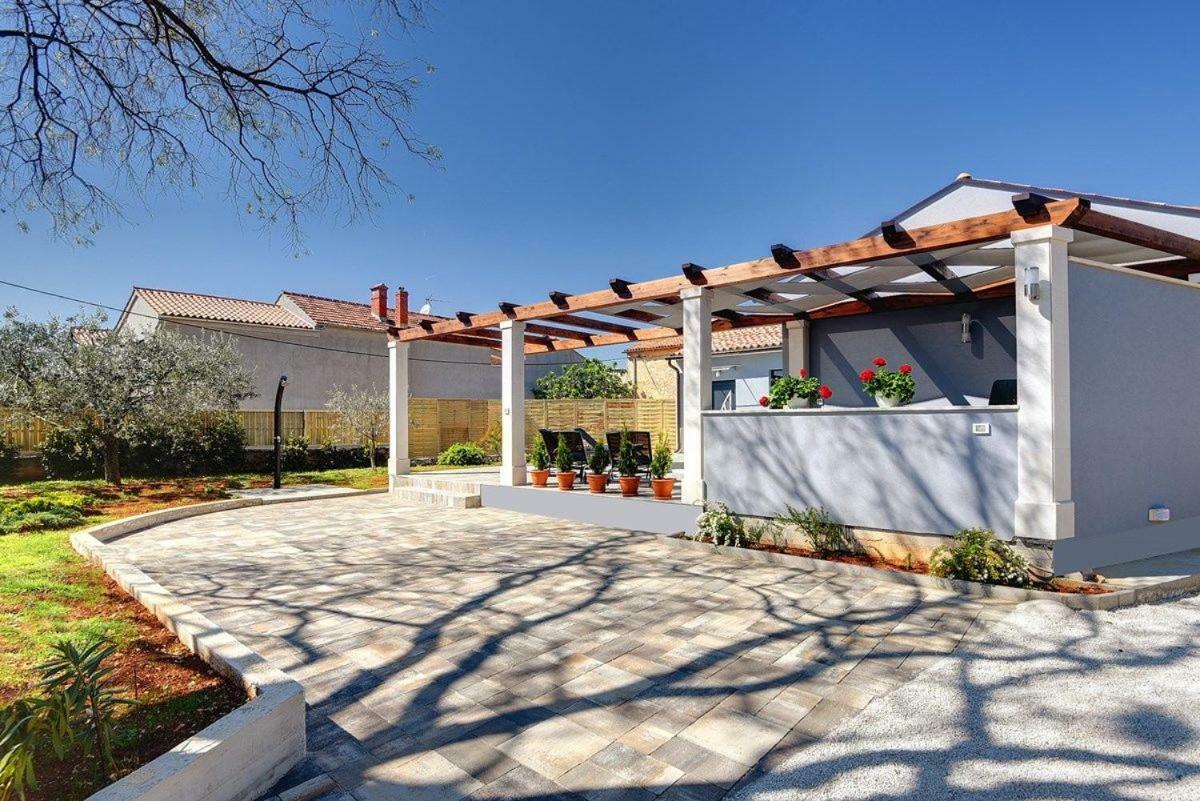 Villa Sunny Home Воднян Экстерьер фото